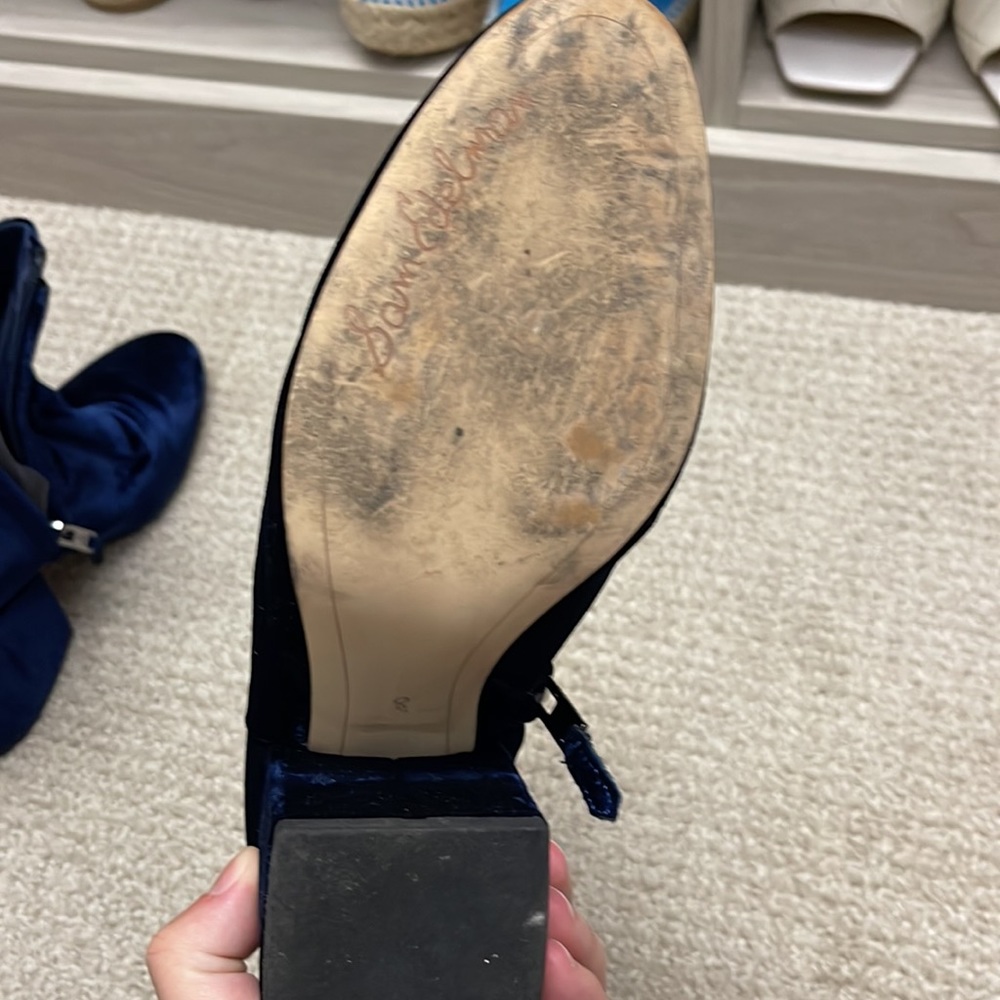 Sam Edelman velour booties - Picture 3 of 4